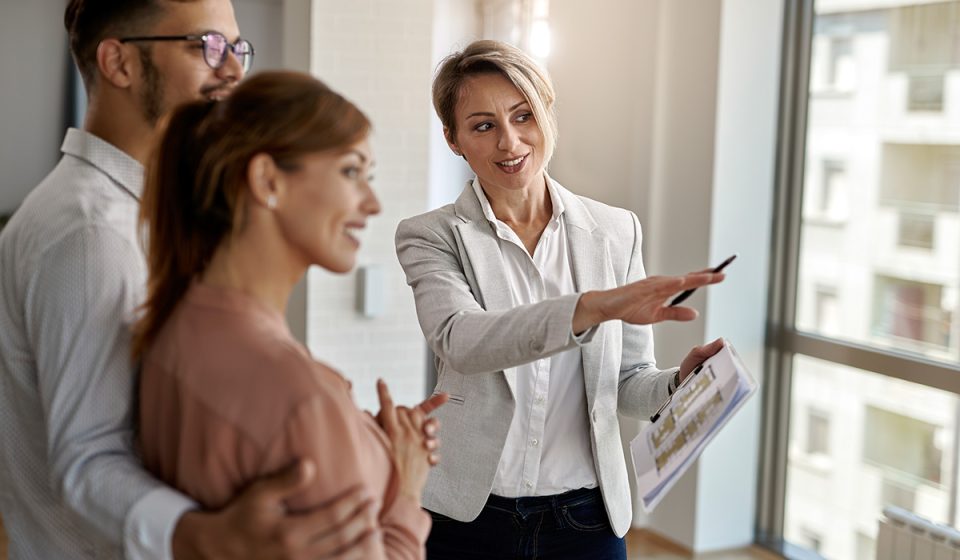 10 Tips to Choose a Trustworthy Real Estate Agent and Find Your Perfect Property
