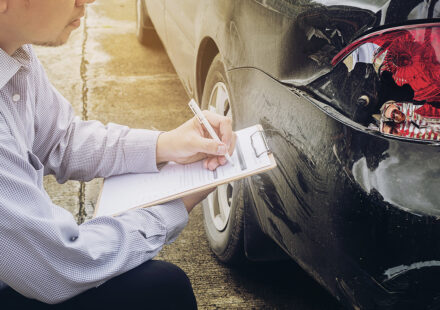 Discovering Auto Insurance: How to Choose the Right Coverage and Save Money